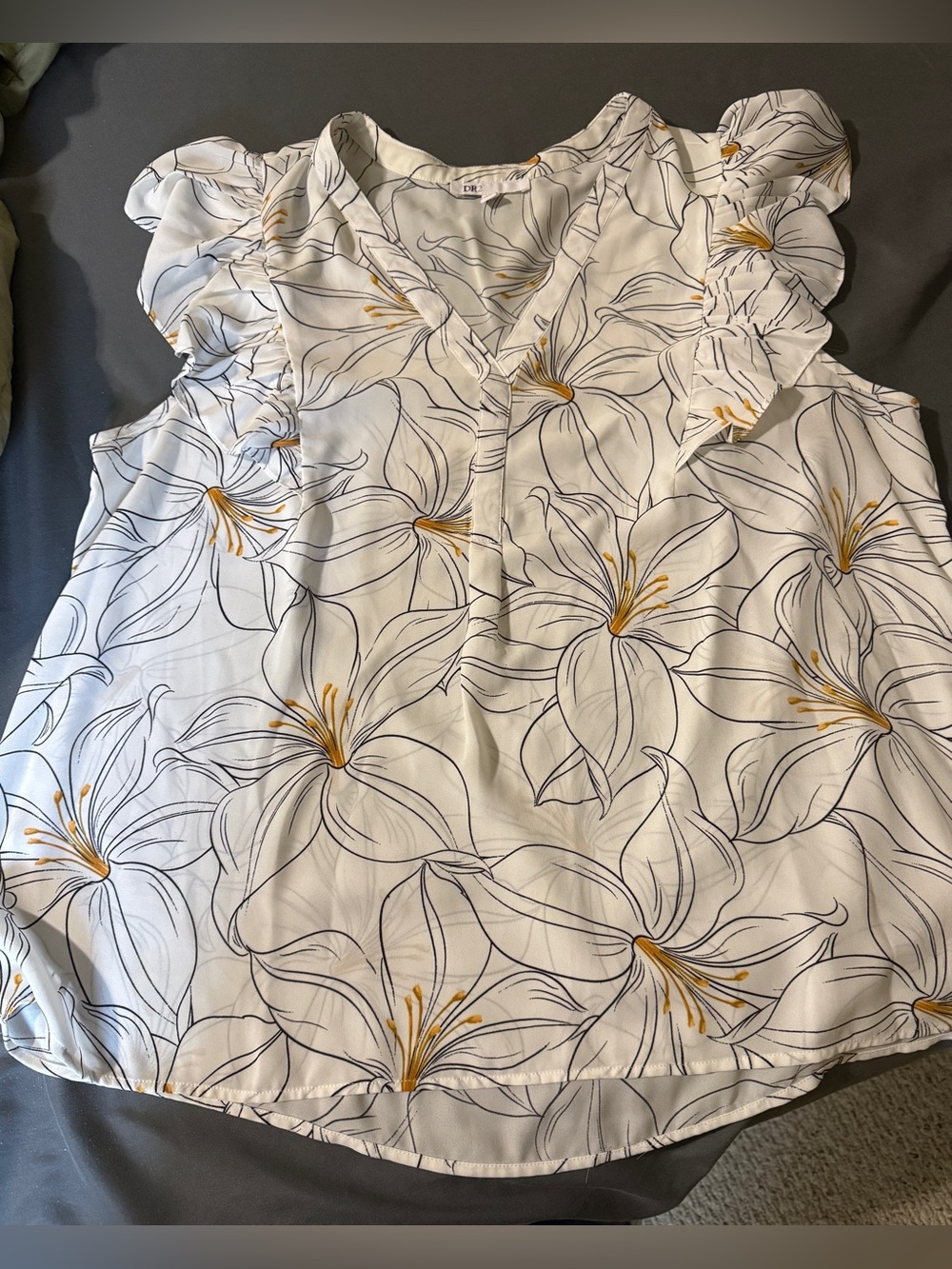 DR2 Womens XL Floral Print Flutter Sleeve V-Neck Blouse Top White Yellow Gray